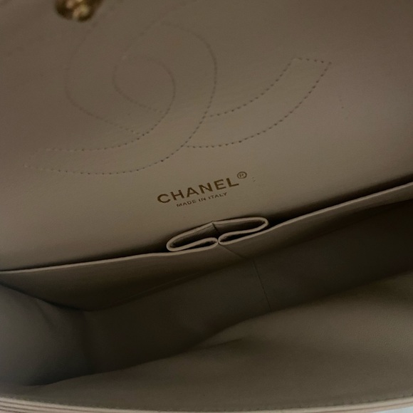 Chanel Classic Jumbo Beige Claire - Picture 12 of 15